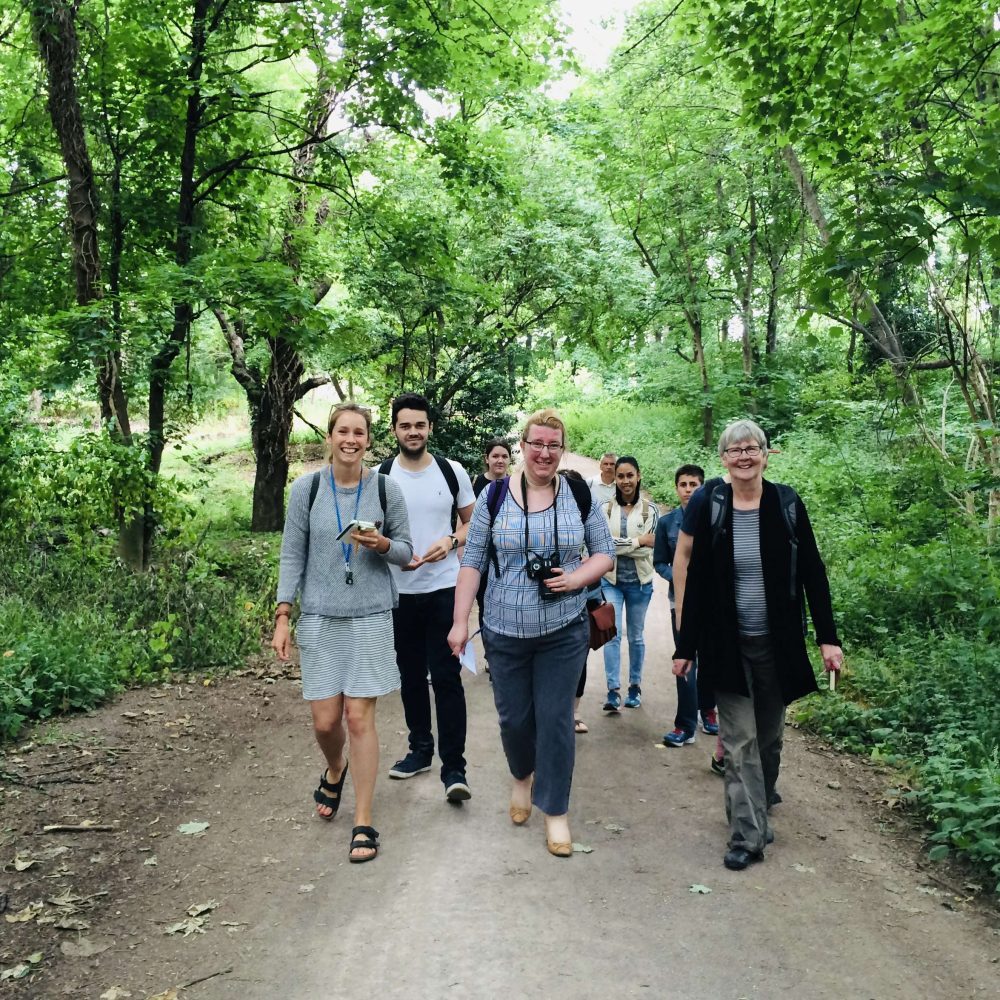 Corporate group on forage London wild food walk